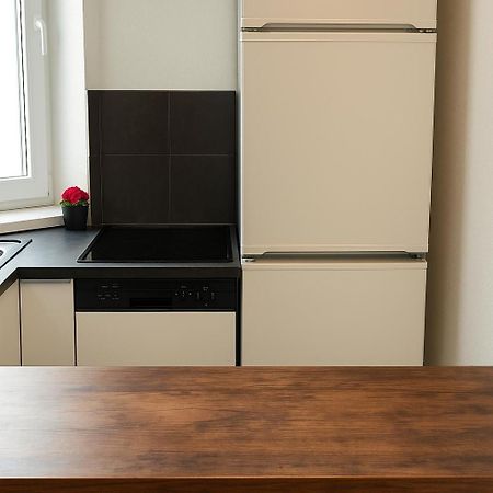 Anna Zimmer Familienzimmer Mit Gemeinschaftskueche Im Zentrum Von Heilbronn Kültér fotó
